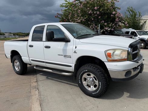 Used 2006 Dodge Ram 3500 Truck SLT w/ Quad Cab Big Horn Value Group AWD/4WD image 4
