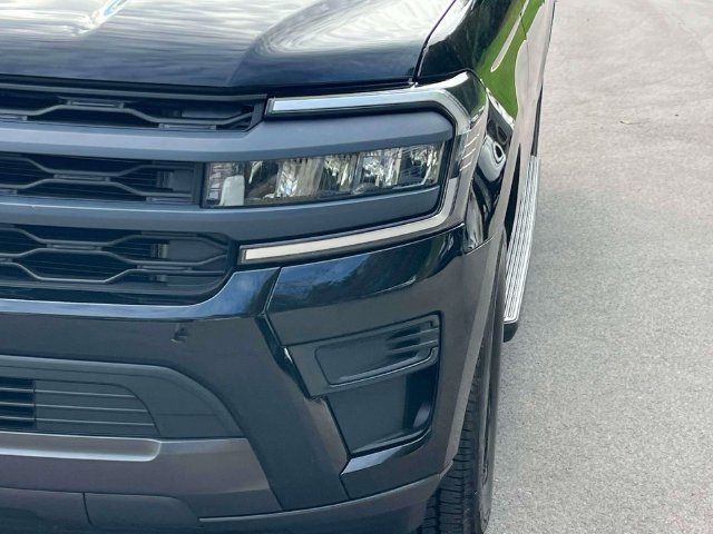 Certified 2024 Ford Expedition Max XLT AWD/4WD image 9
