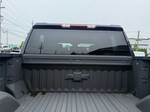 Used 2024 Chevrolet Silverado 1500 Custom Trail Boss w/ LPO, Dark Essentials Package AWD/4WD image 30
