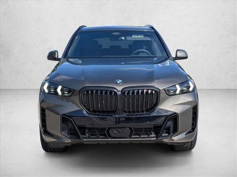 New 2026 BMW X5 xDrive40i w/ M Sport Package AWD/4WD image 5
