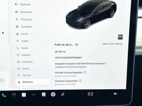 Used 2023 Tesla Model 3 Standard Range RWD image 19