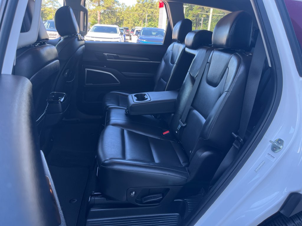Used 2021 Kia Telluride LX FWD image 23
