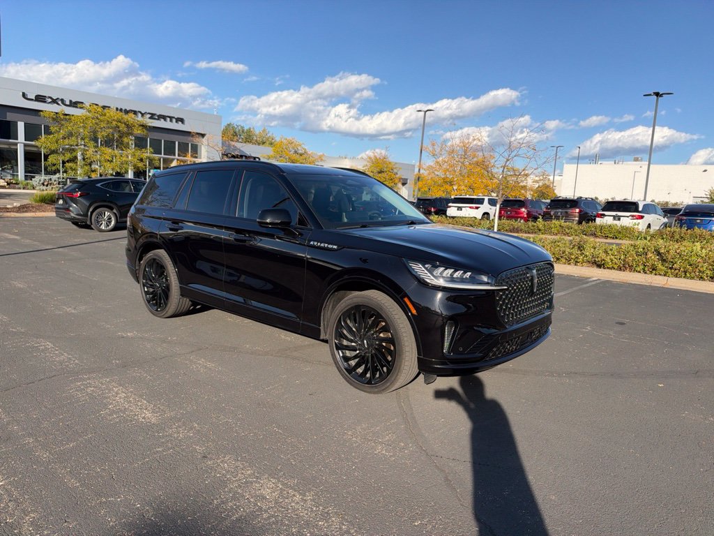 Used 2025 Lincoln Aviator Reserve w/ Jet Appearance Package AWD/4WD image 19