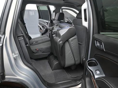 Used 2019 Chevrolet Tahoe LS w/ Skid Plate Package AWD/4WD image 26