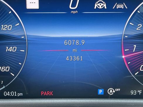 Certified 2025 Mercedes-Benz E 450 4MATIC Sedan image 41