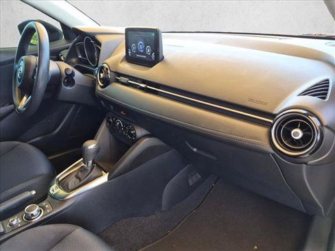Used 2020 Toyota Yaris LE FWD image 20