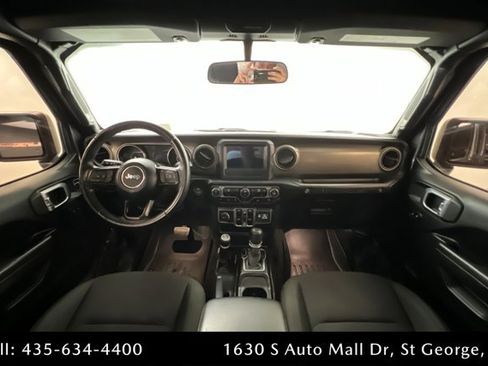 Used 2018 Jeep Wrangler Unlimited Sport S AWD/4WD image 9