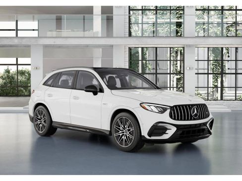 Used 2025 Mercedes-Benz GLC 43 AMG 4MATIC image 10