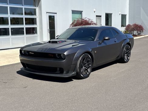 Certified 2022 Dodge Challenger R/T Scat Pack RWD image 1
