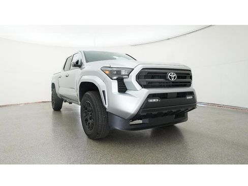 New 2025 Toyota Tacoma SR5 image 30
