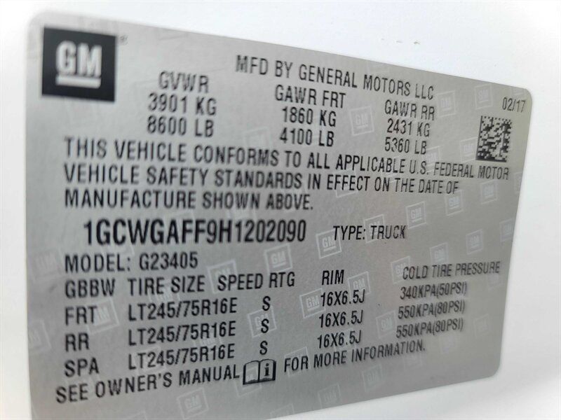 Used 2017 Chevrolet Express 2500 RWD image 31