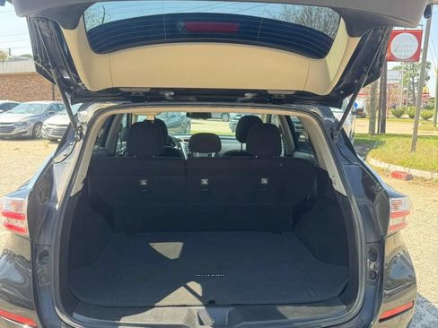 Used 2018 Nissan Murano SV AWD/4WD image 34