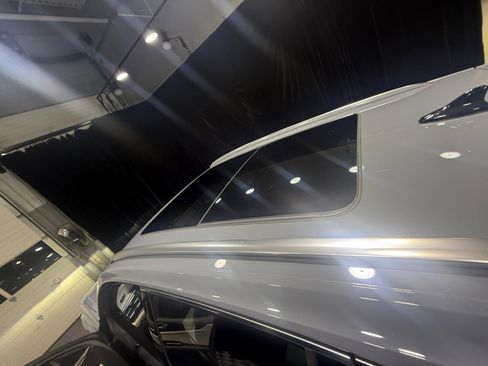 Used 2024 Volkswagen Atlas Cross Sport SEL Premium R-Line image 33