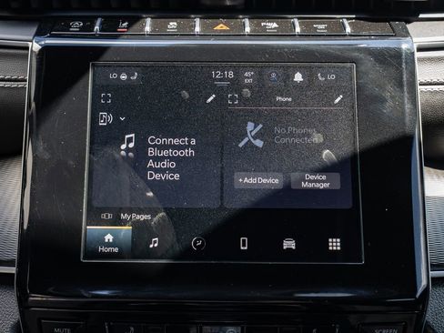 Used 2024 Jeep Grand Cherokee Altitude AWD/4WD image 17