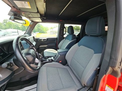 Used 2022 Ford Bronco Outer Banks image 11