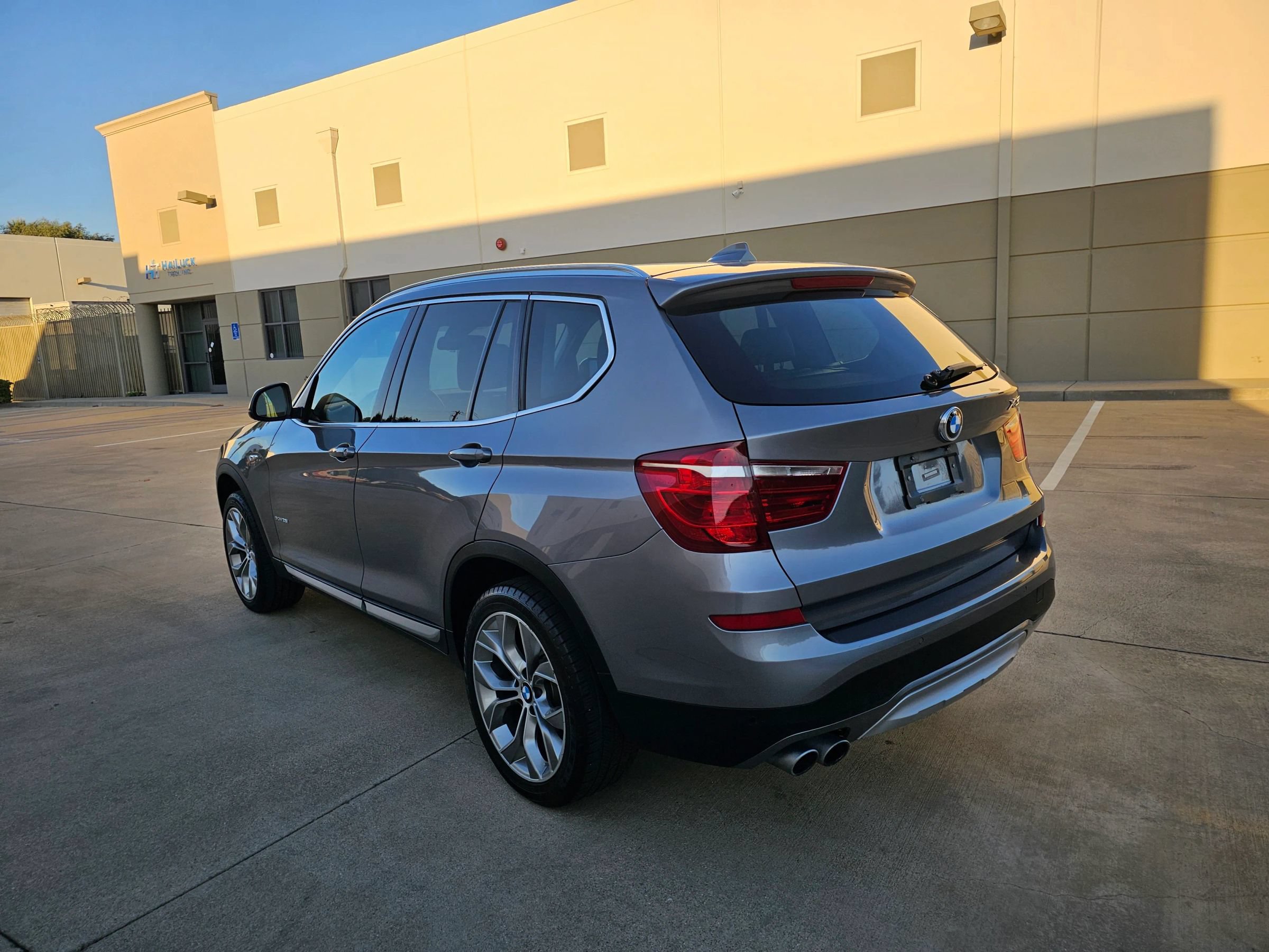 Used 2017 BMW X3 xDrive35i AWD/4WD image 7