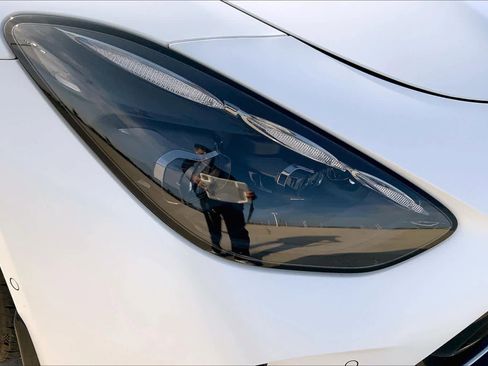 Used 2025 Mercedes-Benz AMG GT 63 image 23