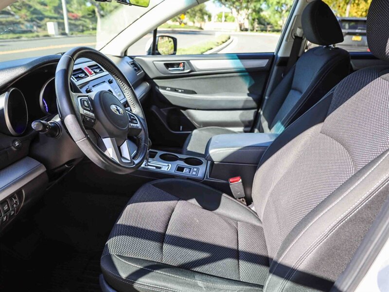 Used 2017 Subaru Outback 2.5i Premium AWD/4WD image 19