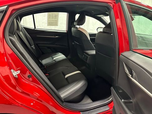 Used 2025 Toyota Camry SE image 50