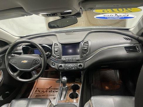 Used 2015 Chevrolet Impala LTZ FWD image 16