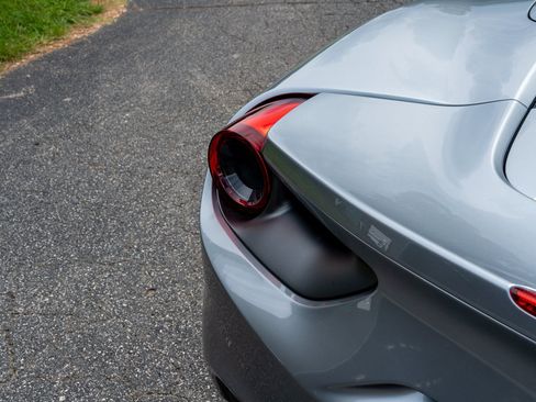 Used 2019 Ferrari 488 Spider RWD image 20