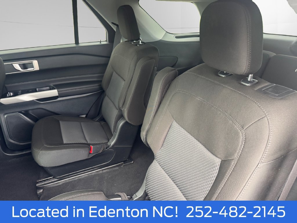 Certified 2024 Ford Explorer XLT RWD image 14