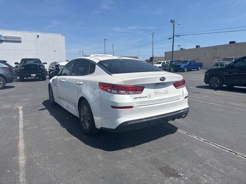 Used 2019 Kia Optima LX image 10