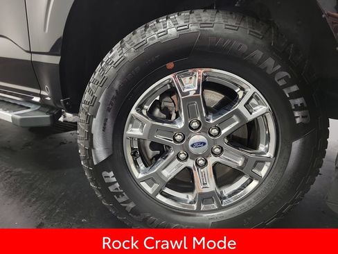 Used 2023 Ford F150 Lariat w/ FX4 Off-Road Package AWD/4WD image 10