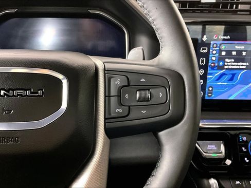 Used 2024 GMC Sierra 1500 Denali w/ Denali Reserve Package image 23