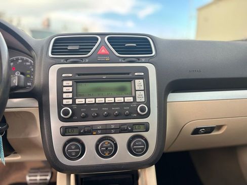 Used 2007 Volkswagen Eos 2.0T image 18