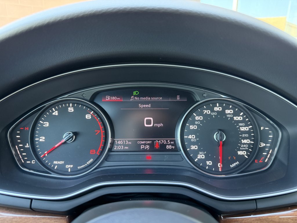 Used 2022 Audi A4 2.0T Premium w/ Convenience Package AWD/4WD image 17