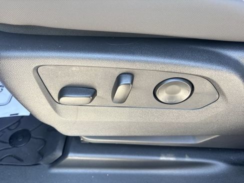 Used 2025 GMC Hummer EV 2X AWD/4WD image 15