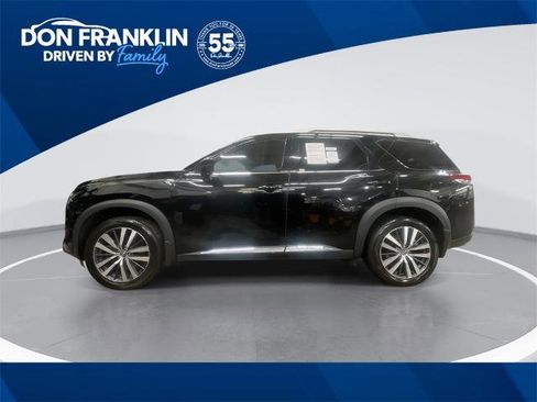 Certified 2022 Nissan Pathfinder Platinum image 1