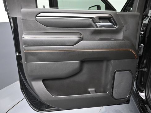 Used 2024 GMC Sierra 2500 AT4 w/ AT4 Preferred Package AWD/4WD image 20