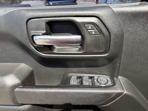 Used 2019 Chevrolet Silverado 1500 Custom Trail Boss w/ Custom Convenience Package AWD/4WD image 21
