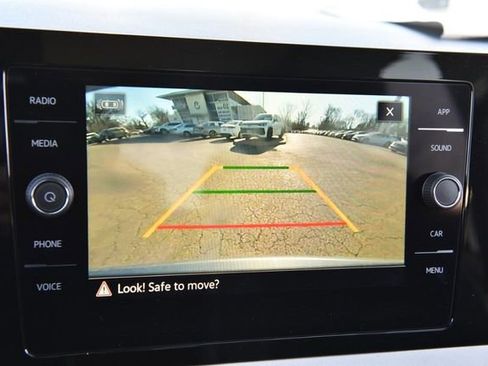 New 2025 Volkswagen Taos SE image 12