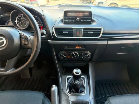 Used 2014 MAZDA MAZDA3 i Sport image 18