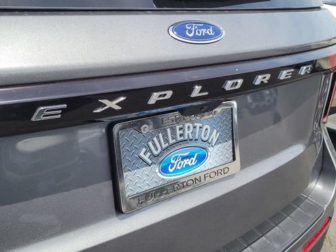 New 2026 Ford Explorer Active w/ Active Comfort Package RWD image 9