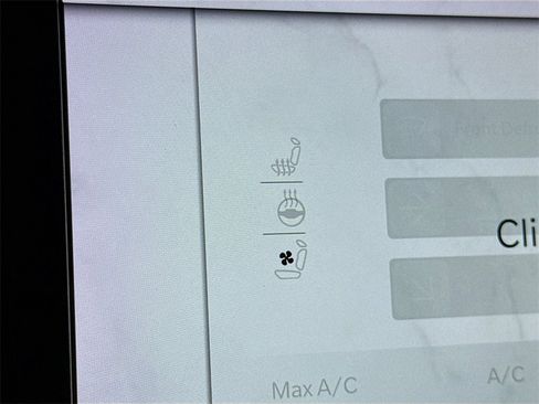 Used 2022 Jeep Grand Cherokee Overland image 14