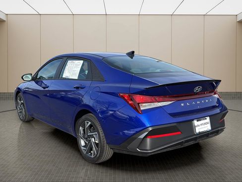 Certified 2025 Hyundai Elantra Sport image 3