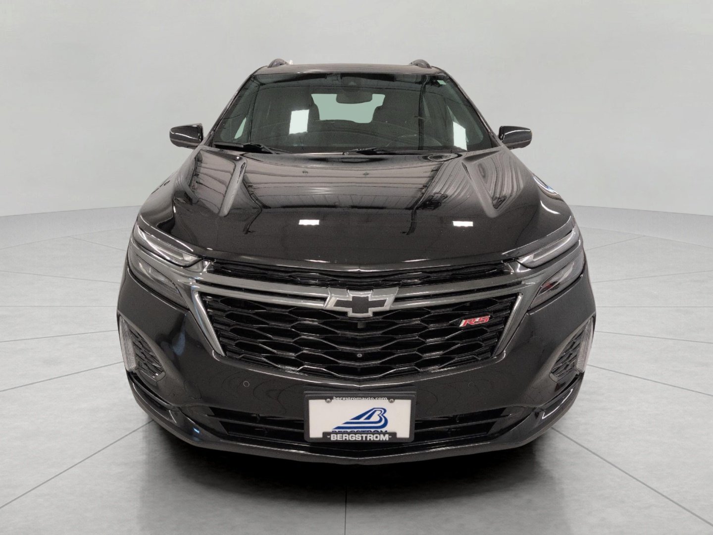 Used 2022 Chevrolet Equinox RS w/ RS Leather Package AWD/4WD image 13
