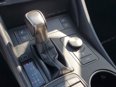 Used 2019 Lexus RC 300 image 37