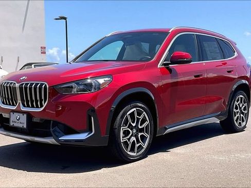New 2026 BMW X1 xDrive28i w/ Convenience Package AWD/4WD image 1