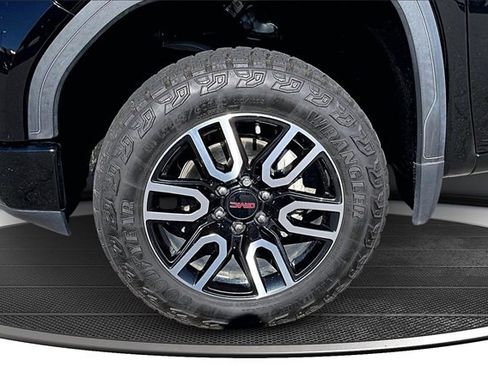 Used 2021 GMC Sierra 1500 AT4 image 35