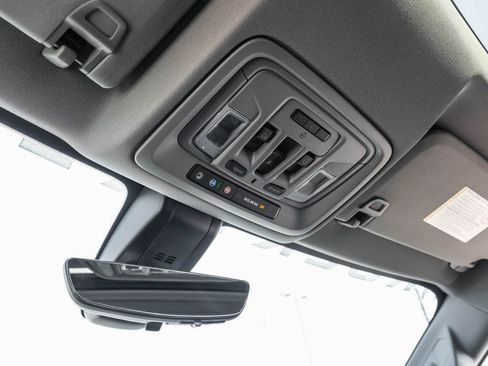 Used 2020 Chevrolet Silverado 2500 LTZ w/ LTZ Premium Package image 35