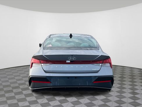 New 2026 Hyundai Elantra Limited FWD image 28