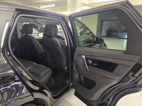 Used 2025 Land Rover Discovery Sport S image 15