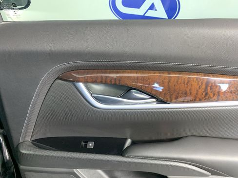 Used 2016 Cadillac XTS Luxury w/ Driver Awareness Package image 37