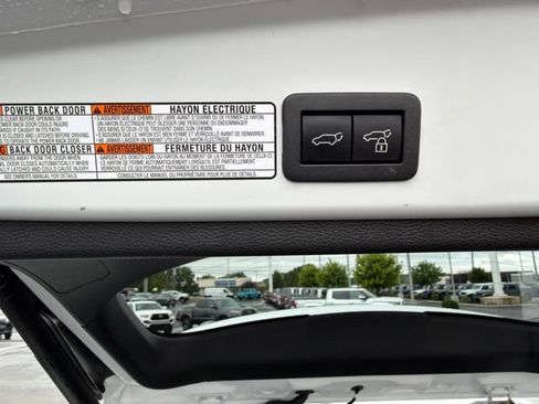 Used 2024 Toyota Corolla Cross AWD Hybrid w/ Convenience Package image 36