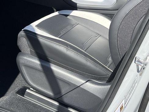 New 2026 Mercedes-Benz GLE 63 AMG S image 12